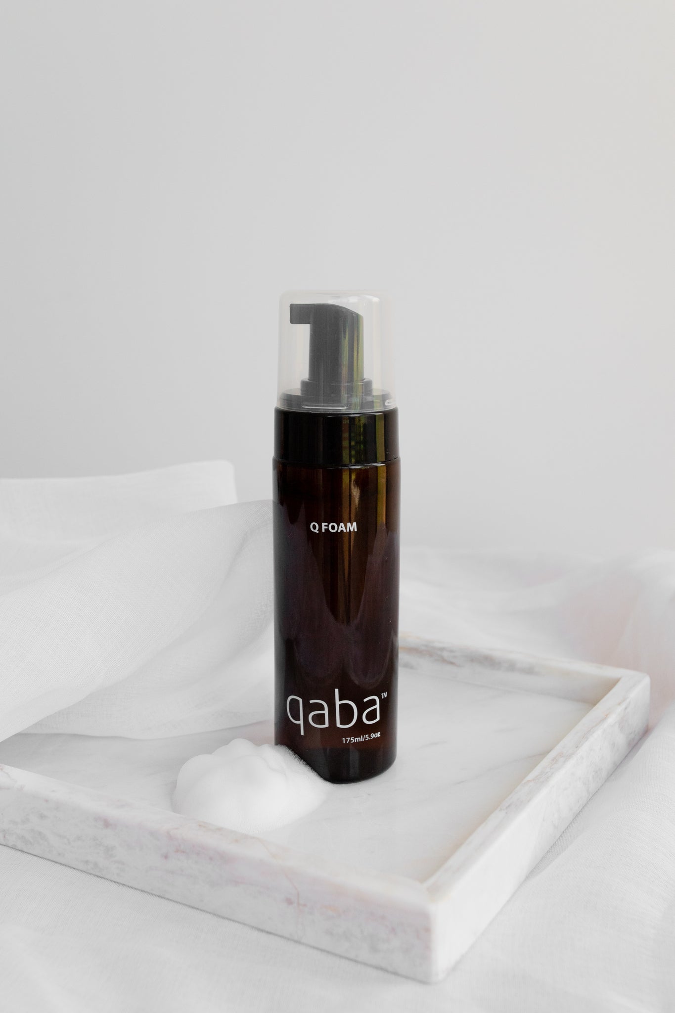 qaba Q Foam - Lightweight hair foam that adds volume and body while providing a natural, flexible hold.